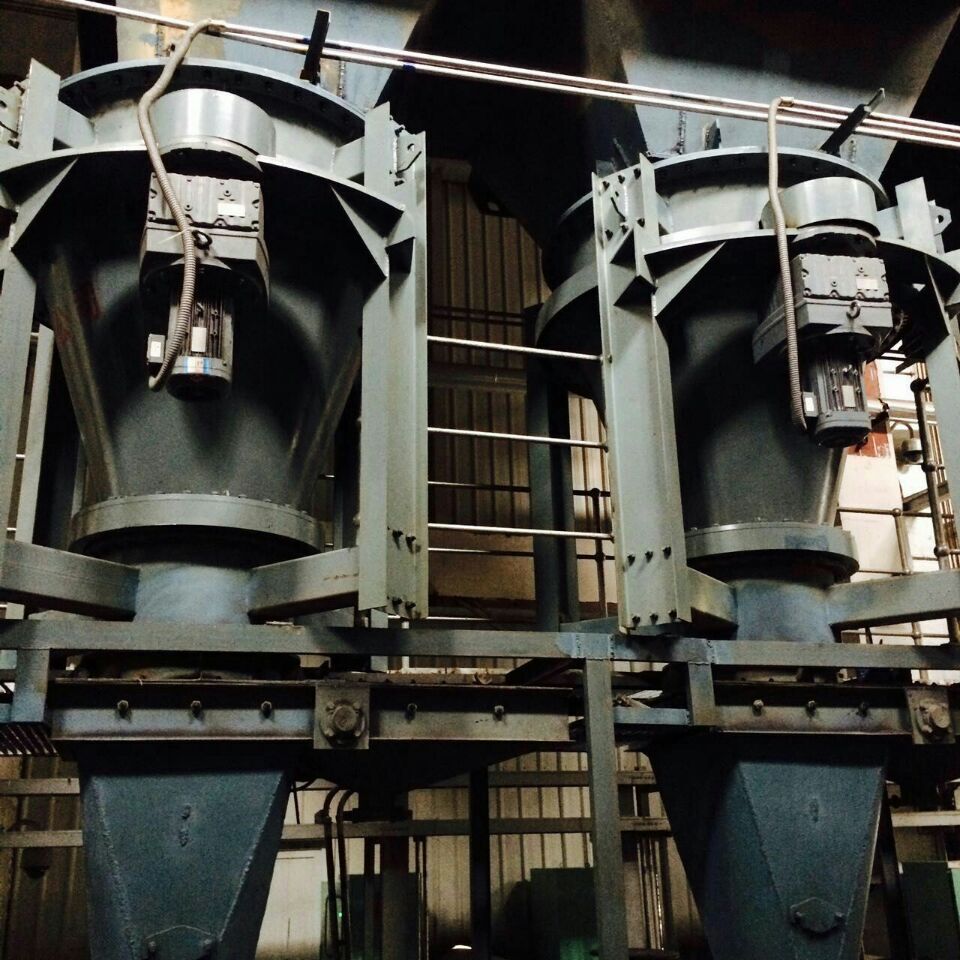 煤礦安裝旋轉清堵機